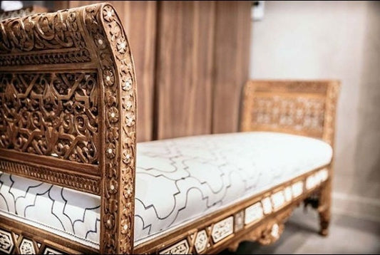 Banquette Arabesque Mother of Pearl, Wooden lattice work Daybed
